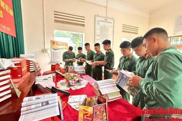 Trung đoàn 3, Sư đoàn 324 (Quân khu 4) hưởng ứng Ngày sách và Văn hóa đọc Việt Nam