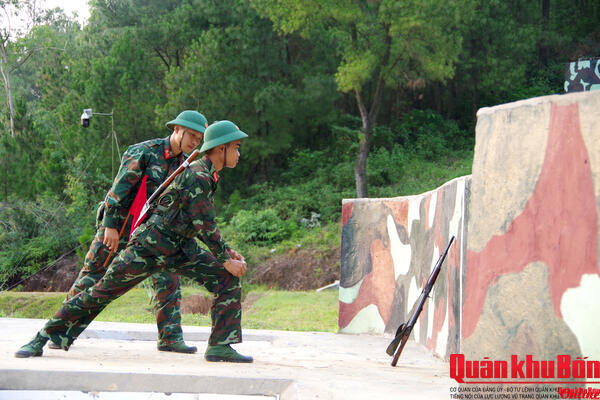“3 tiếng nổ” - Dấu mốc trưởng thành của chiến sĩ mới Lữ đoàn Thông tin 80 (Quân khu 4)