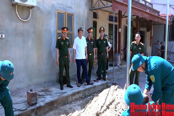 Quân khu 4 hoàn thành sửa chữa 27 ngôi nhà cho con đẻ người bị nhiễm chất độc hóa học
