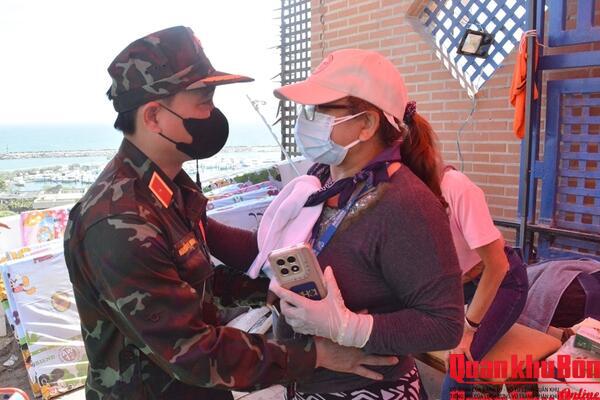 Đoàn Việt Nam đưa thêm 7 nạn nhân động đất tại Venezuela ra khỏi đống đổ nát