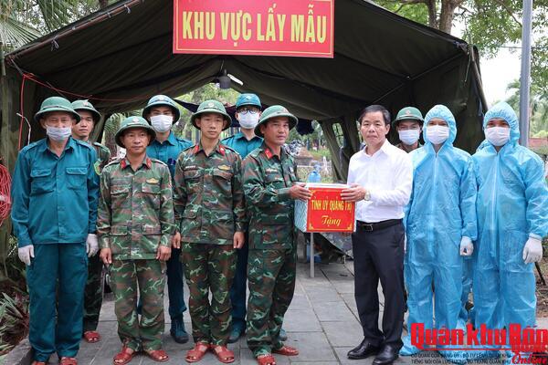 Kiểm tra, động viên lực lượng thực hiện nhiệm vụ lấy mẫu, số hóa thông tin và bàn giao mẫu hài cốt liệt sĩ