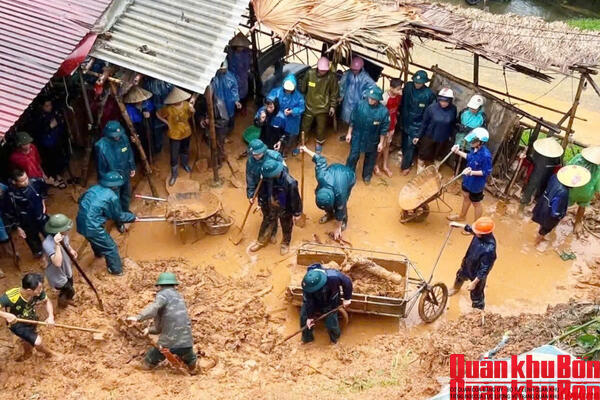 Thanh Hóa: Lực lượng vũ trang kịp thời ứng phó sạt lở khu vực biên giới