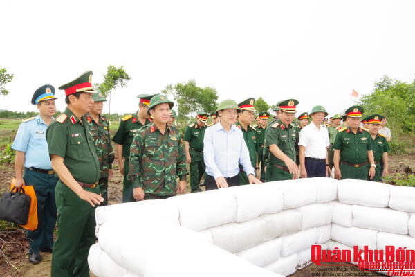Bộ Quốc phòng kiểm tra công tác chuẩn bị diễn tập