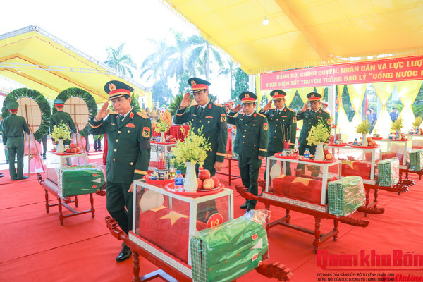 Quảng Trị: Truy điệu, an táng 30 hài cốt liệt sĩ được quy tập tại phường Quảng Trị
