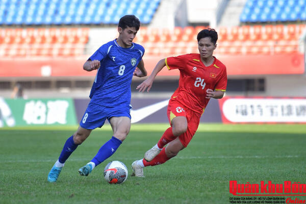 U23 Việt Nam đấu U23 Uzbekistan: Thuốc thử cho tham vọng