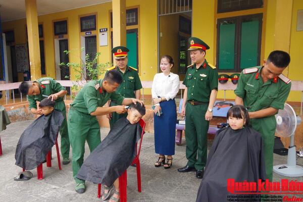 Sư đoàn 968 (Quân khu 4): Nhiều hoạt động Ngày Người khuyết tật Việt Nam