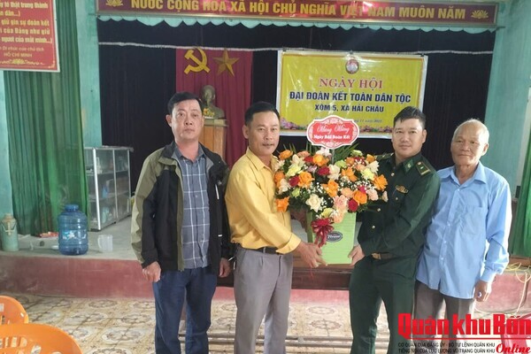 Người giữ nhịp đoàn kết ở xóm giáo