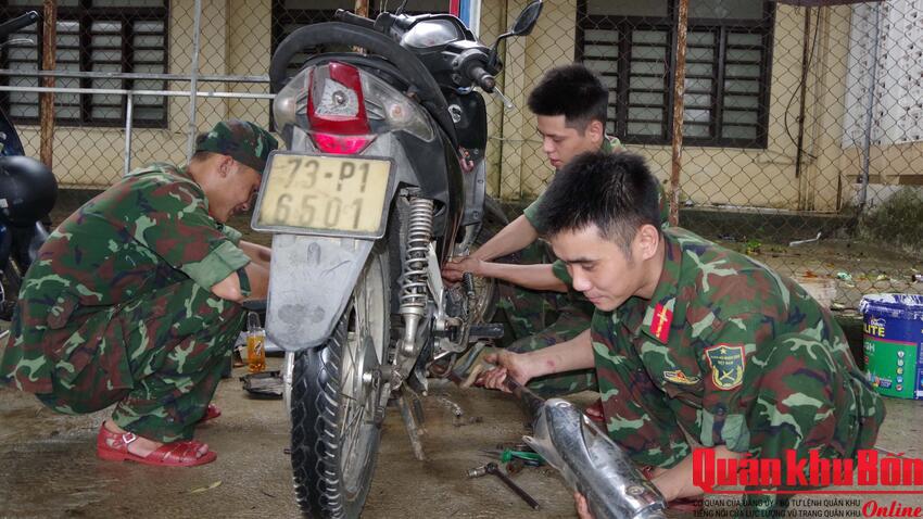 Phóng sự: ẤM ÁP VIỆC TỬ TẾ MÙA MƯA LŨ