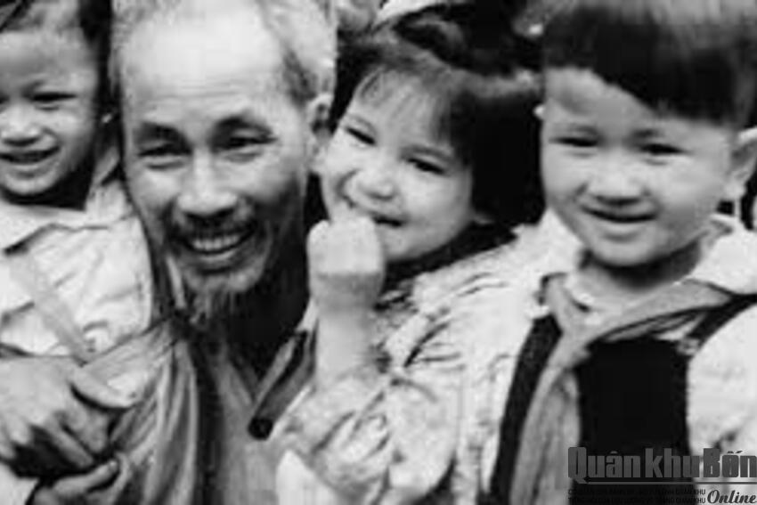 “Gia đình là hạt nhân của xã hội”