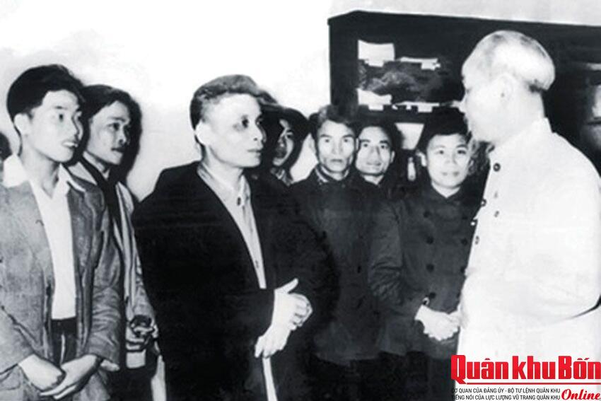 "...phải làm cho các Hội Cứu quốc ngày càng mạnh, làm cho các đội tự vệ, các đội du kích ngày càng nhiều”