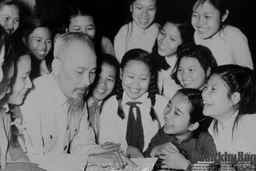 Hành trình Người đi tìm hình của nước và bài học cho thanh niên hôm nay