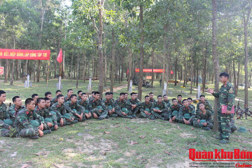 Thi đua lập công theo Lời Bác Hồ dặn