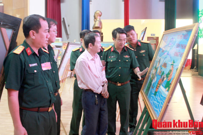 Quân khu 4: Hội thi sáng tác tranh tuyên truyền với chủ đề “Niềm tin và khát vọng”