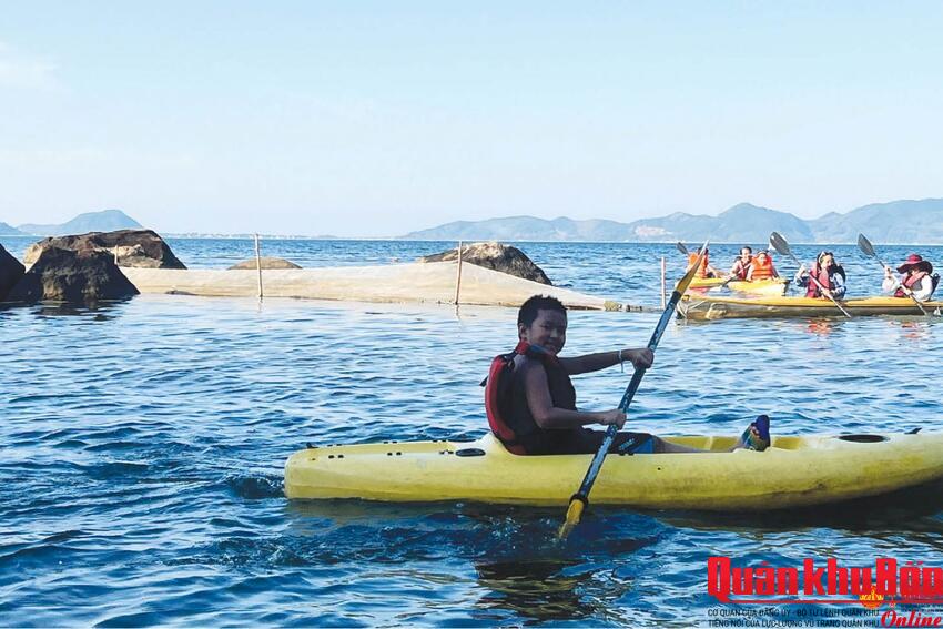 Về với miền quê “Khởi đầu Cách mạng tháng Tám”