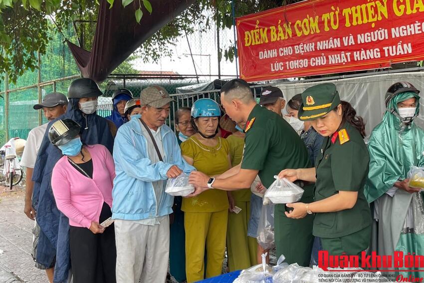 Trung úy Trương Văn Tài làm theo Lời Bác