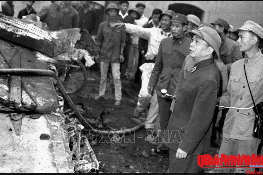 Đại tướng Võ Nguyên Giáp với Chiến thắng “Hà Nội - Điện Biên Phủ trên không”