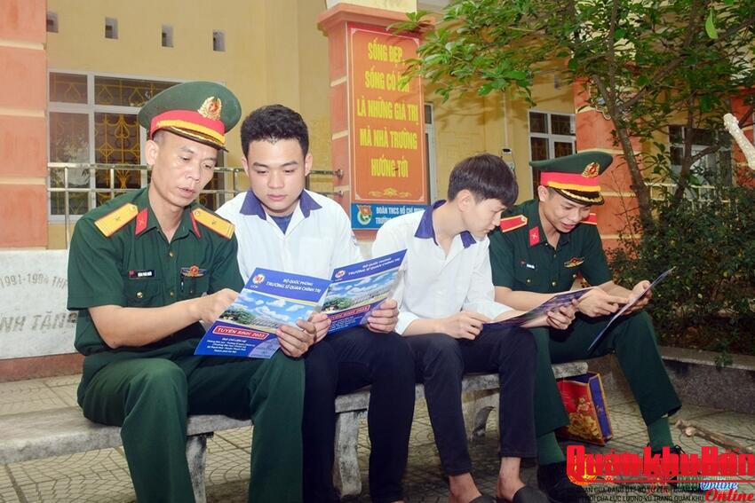 Tuyển sinh quân sự năm 2023: Thí sinh cần đạt tiêu chí gì khi sơ tuyển?