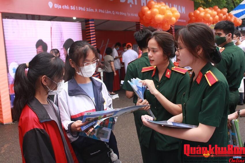 Xét tuyển thẳng và ưu tiên xét tuyển vào các trường Quân đội: Thí sinh cần đáp ứng tiêu chí gì?