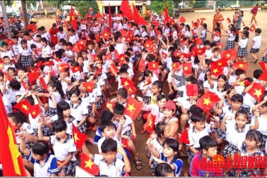 Kỷ cương, sáng tạo, đổi mới giáo dục và đào tạo theo chiều sâu