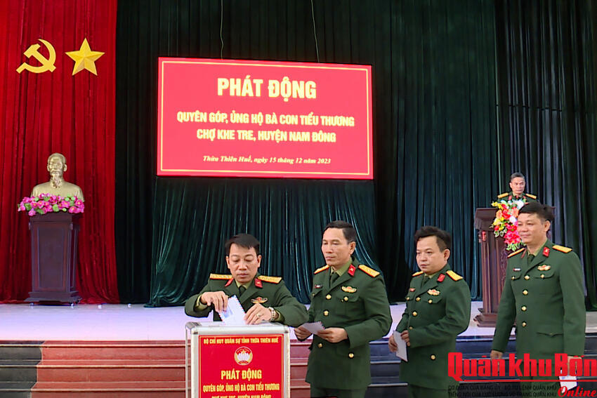 Bộ Chỉ huy Quân sự tỉnh Thừa Thiên Huế: Phát động quyên góp, ủng hộ bà con tiểu thương chợ Khe Tre, huyện Nam Đông