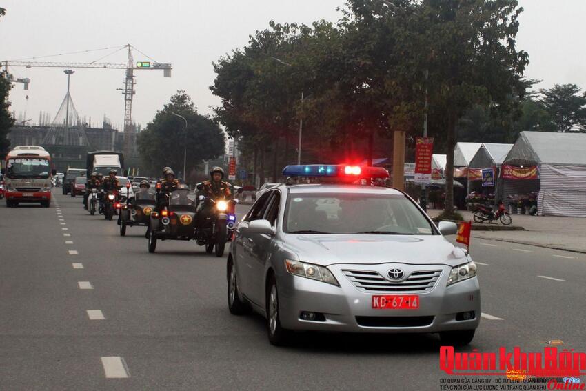 Quân khu 4: Tăng cường các biện pháp bảo đảm an toàn giao thông