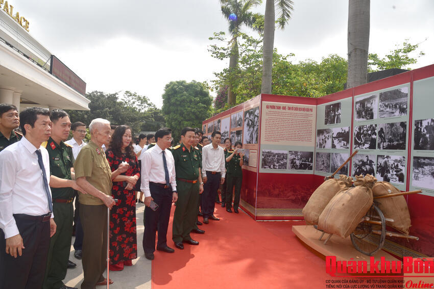 Triển lãm chuyên đề “Điện Biên Phủ - Một thiên sử vàng”