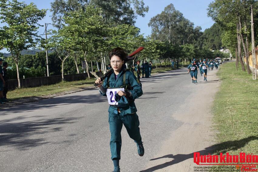 Cập nhật ngày thi đấu thứ 2 tại Hội thao Thể dục thể thao Quân khu năm 2024