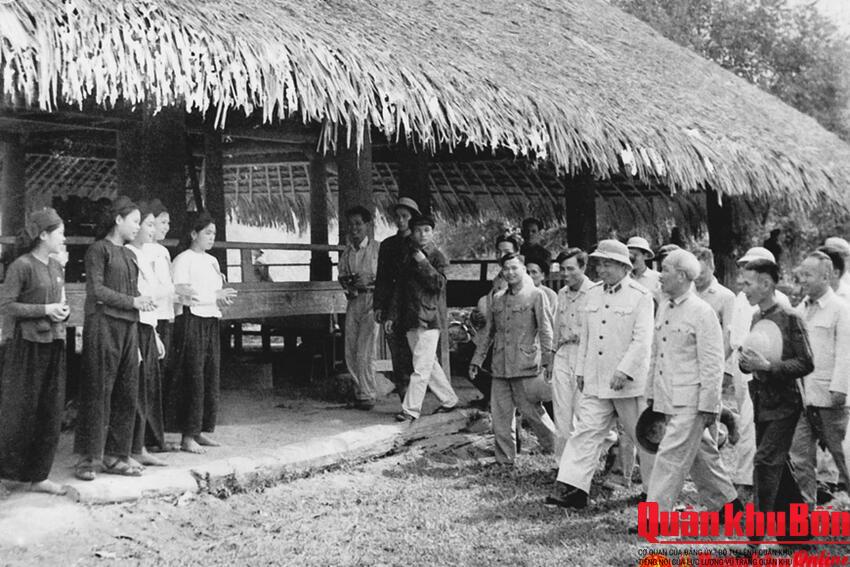 Di chúc Chủ tịch Hồ Chí Minh - Ngọn cờ đoàn kết, dẫn dắt toàn dân tộc đi tới tương lai tươi sáng - Bài 3: Toàn tâm toàn ý phục vụ Nhân dân