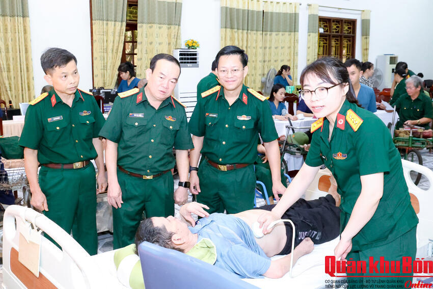 Cục Hậu cần - Kỹ thuật Quân khu 4 phối hợp tổ chức chương trình tri ân thương binh nặng tại Nghệ An
