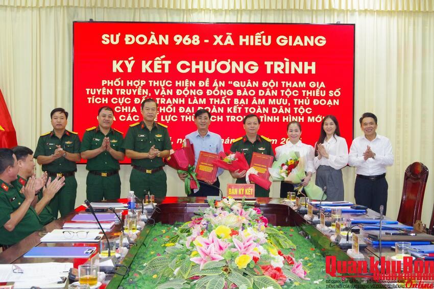Sư đoàn 968 và xã Hiếu Giang (Quảng Trị) ký kết chương trình phối hợp thực hiện Đề án 57