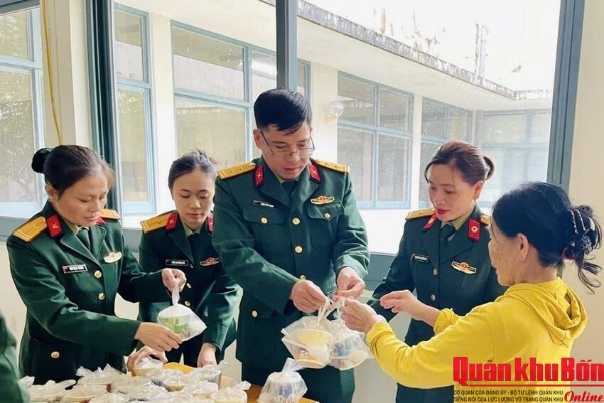 Tổ chức chương trình “Bát cháo yêu thương - Ấm lòng người bệnh”