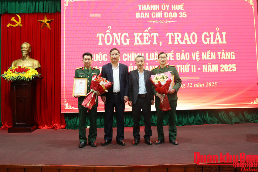 Báo Quân khu 4 đạt giải A Cuộc thi chính luận bảo vệ nền tảng tư tưởng của Đảng thành phố Huế - năm 2025