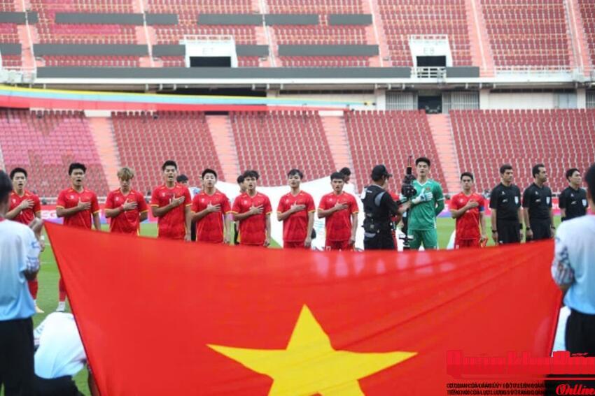 19 giờ 30 phút ngày 18/12, chung kết bóng đá nam: U.22 Việt Nam - U.22 Thái Lan: Tiếng còi công tâm