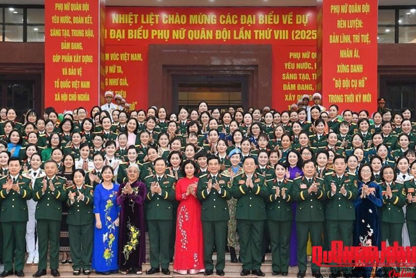 Đại tướng Phan Văn Giang dự, chỉ đạo Đại hội đại biểu Phụ nữ Quân đội lần thứ VIII