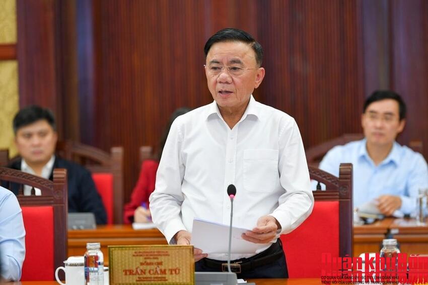 Thường trực Ban Bí thư Trần Cẩm Tú chủ trì họp rà soát công tác tổ chức phục vụ Đại hội XIV của Đảng