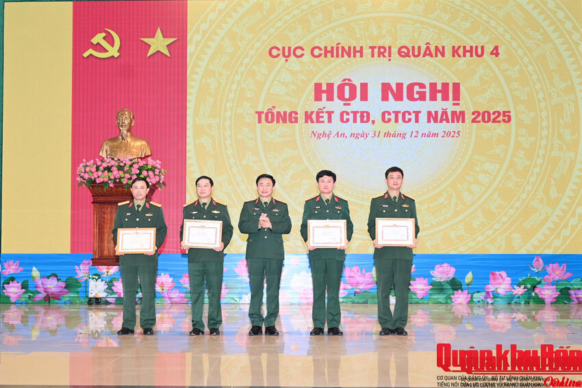 Quân khu 4 tổng kết công tác Đảng, công tác chính trị năm 2025