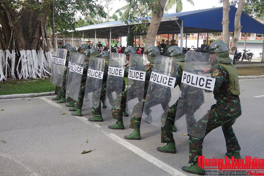 Quân khu 4 luyện tập sẵn sàng chiến đấu