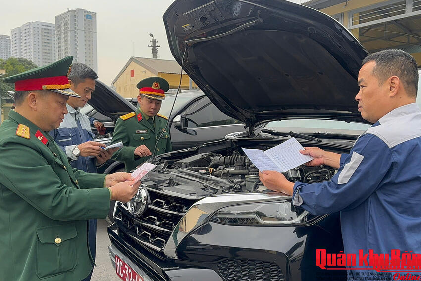 Đại đội Xe (Học viện Chính trị): “Vững tay lái, giữ bền xe”