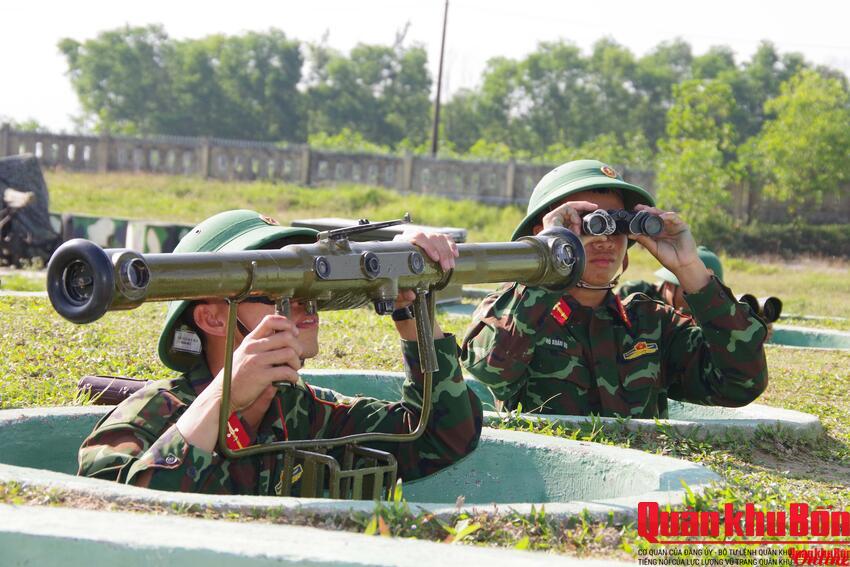 Lực lượng vũ trang thành phố Huế quyết tâm bảo vệ an ninh, an toàn tuyệt đối dịp bầu cử