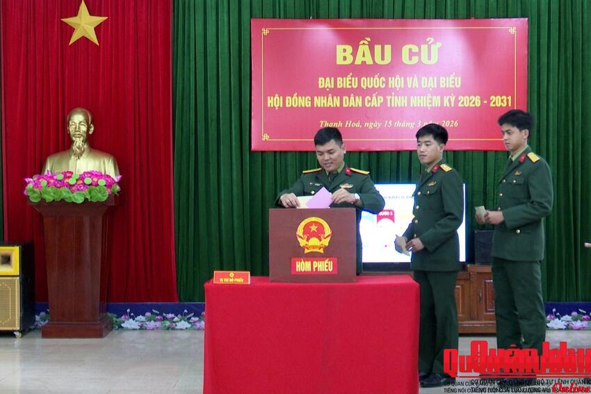 Trung đoàn 3, Sư đoàn 324 (Quân khu 4) vận hành thử nghiệm quy trình bầu cử