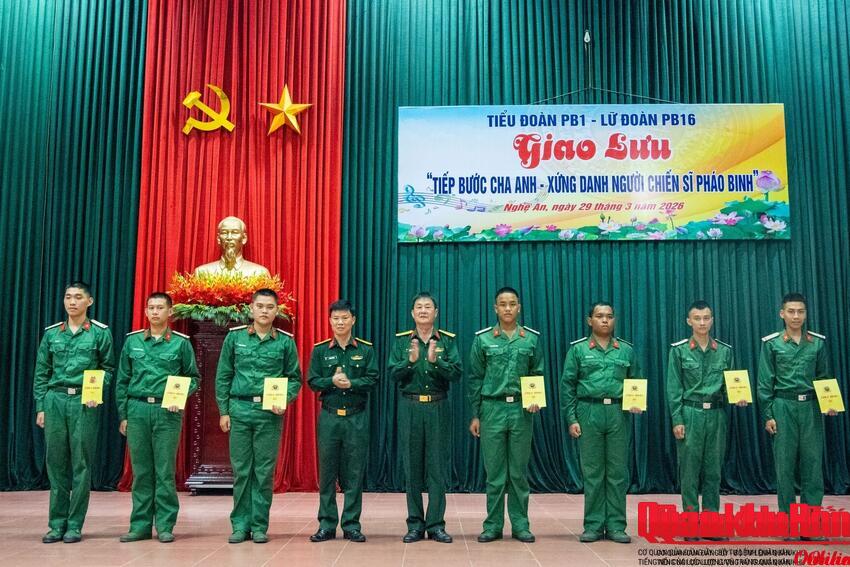 Lữ đoàn Pháo binh 16 giao lưu chiến sĩ mới