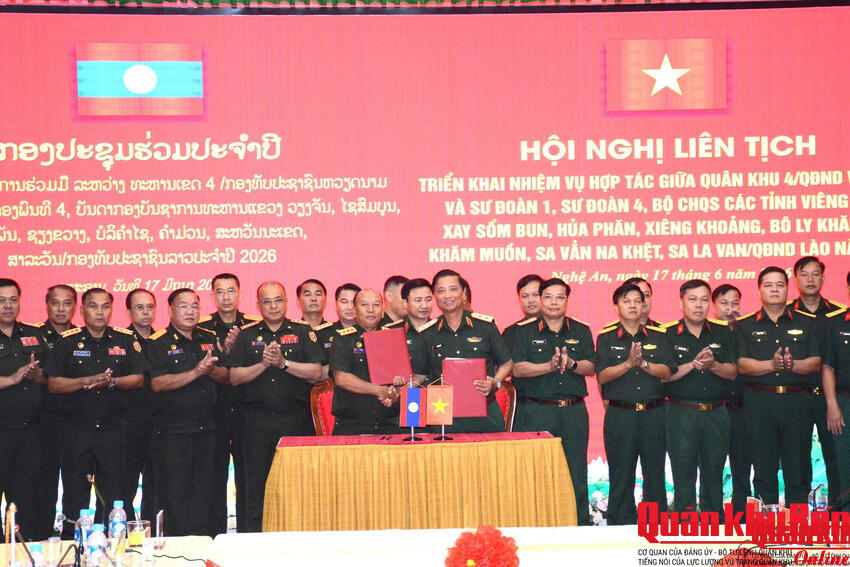 Hội nghị liên tịch giữa Quân khu 4 với các đơn vị Quân đội Nhân dân Lào