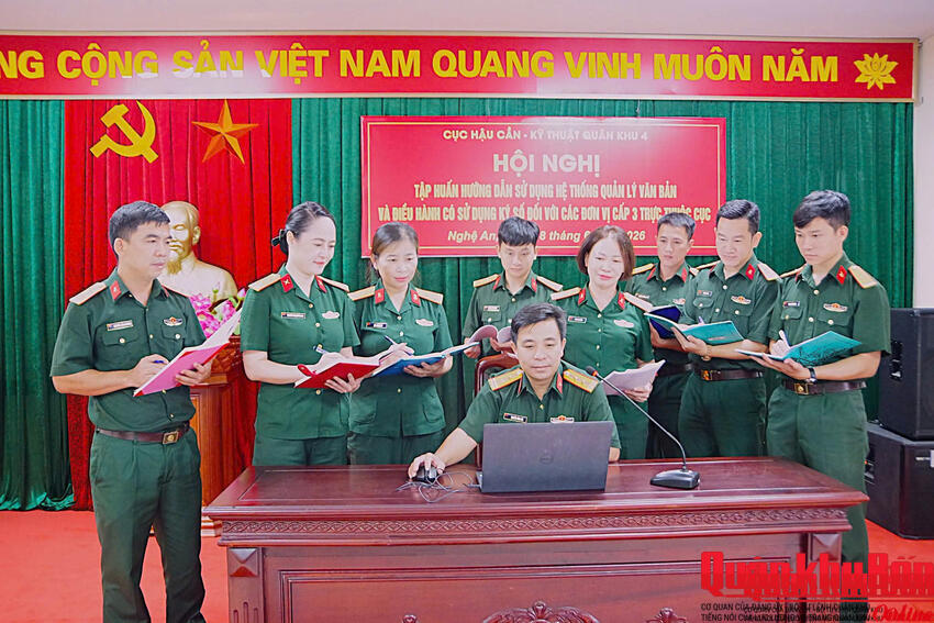 Cục Hậu cần - Kỹ thuật Quân khu 4 tập huấn sử dụng Hệ thống quản lý văn bản và điều hành có chữ ký số