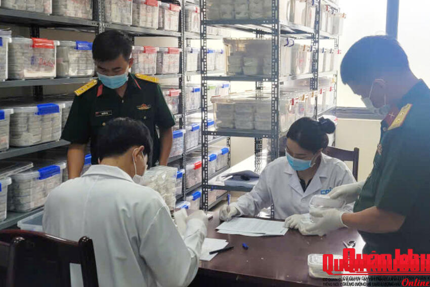 Thành phố Huế hoàn thành bàn giao mẫu hài cốt liệt sĩ phục vụ giám định ADN