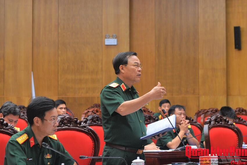 Quân khu 4: Thông qua văn kiện diễn tập thực binh bắn đạn thật.