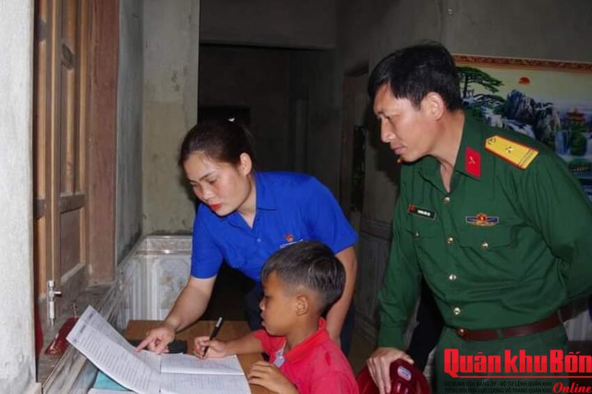 XÂY  "PHÊN DẬU VĂN HÓA” - Kỳ 2: Thắp sáng tri thức vùng biên