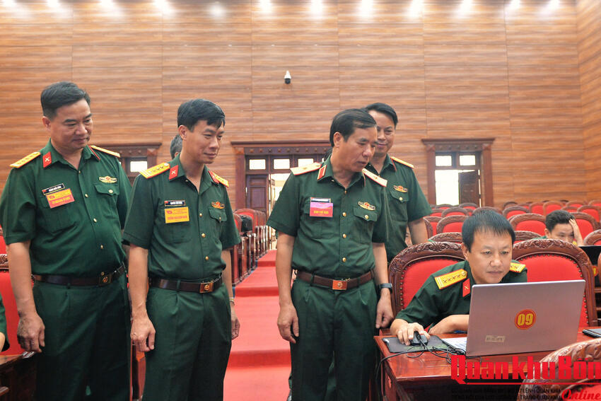 Đảng ủy Cục Chính trị Quân khu 4: Nâng cao trình độ đội ngũ Bí thư chi bộ
