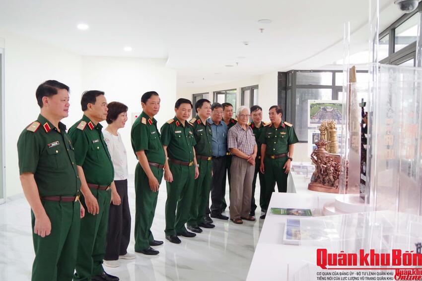 Thông qua phương án trưng bày Bảo tàng Quân khu 4