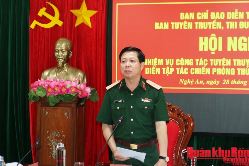 Giao nhiệm vụ thông tin, tuyên truyền, cổ động, thi đua - khen thưởng trong diễn tập.
