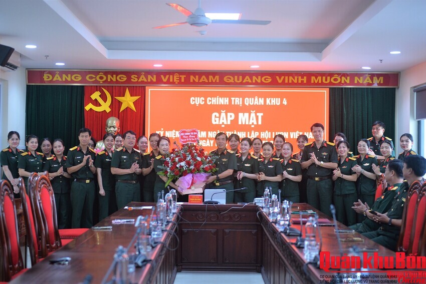 Cục Chính trị Quân khu 4: Gặp mặt kỷ niệm 96 năm Ngày thành lập Hội Liên hiệp Phụ nữ Việt Nam
